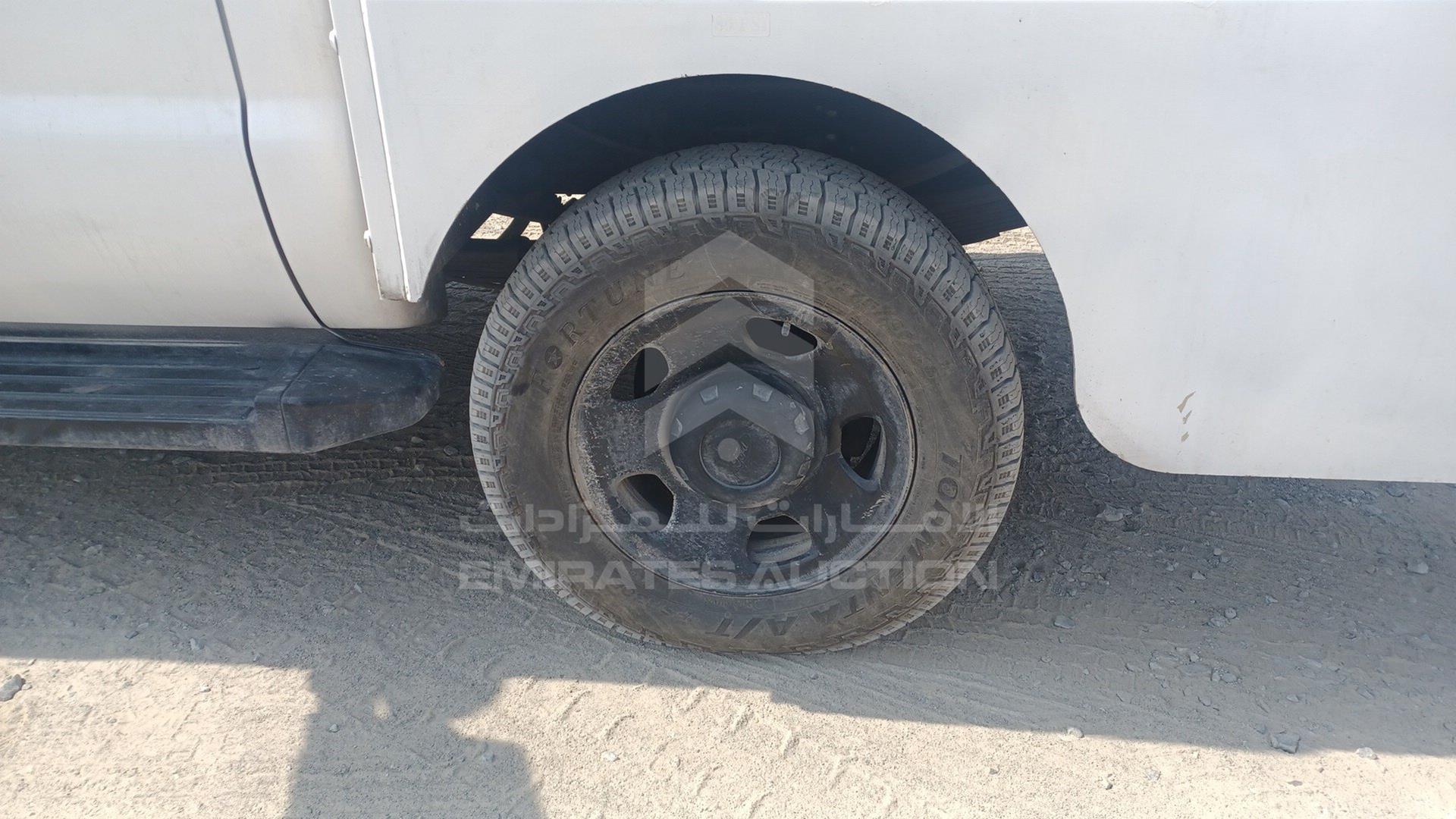 2008 FORD F 350 VIN: 1FDWF35R48EA80415