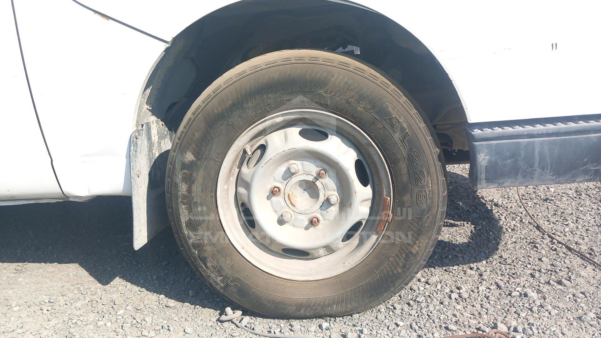 2004 NISSAN URVAN VIN: JN6FE54S04X415947