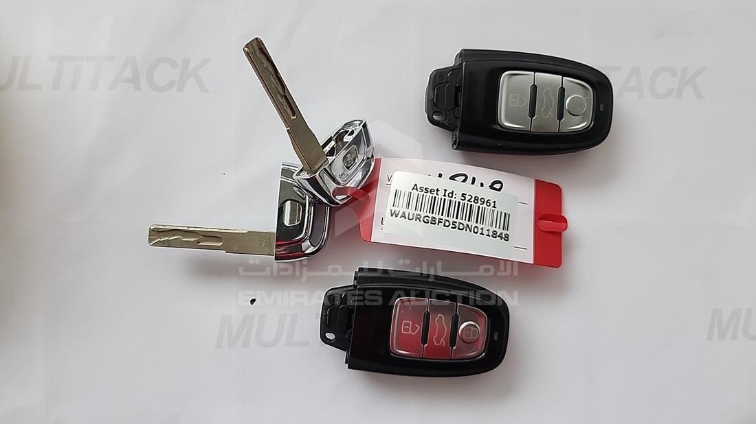 2013 Audi A8 — Keys — Photo 6