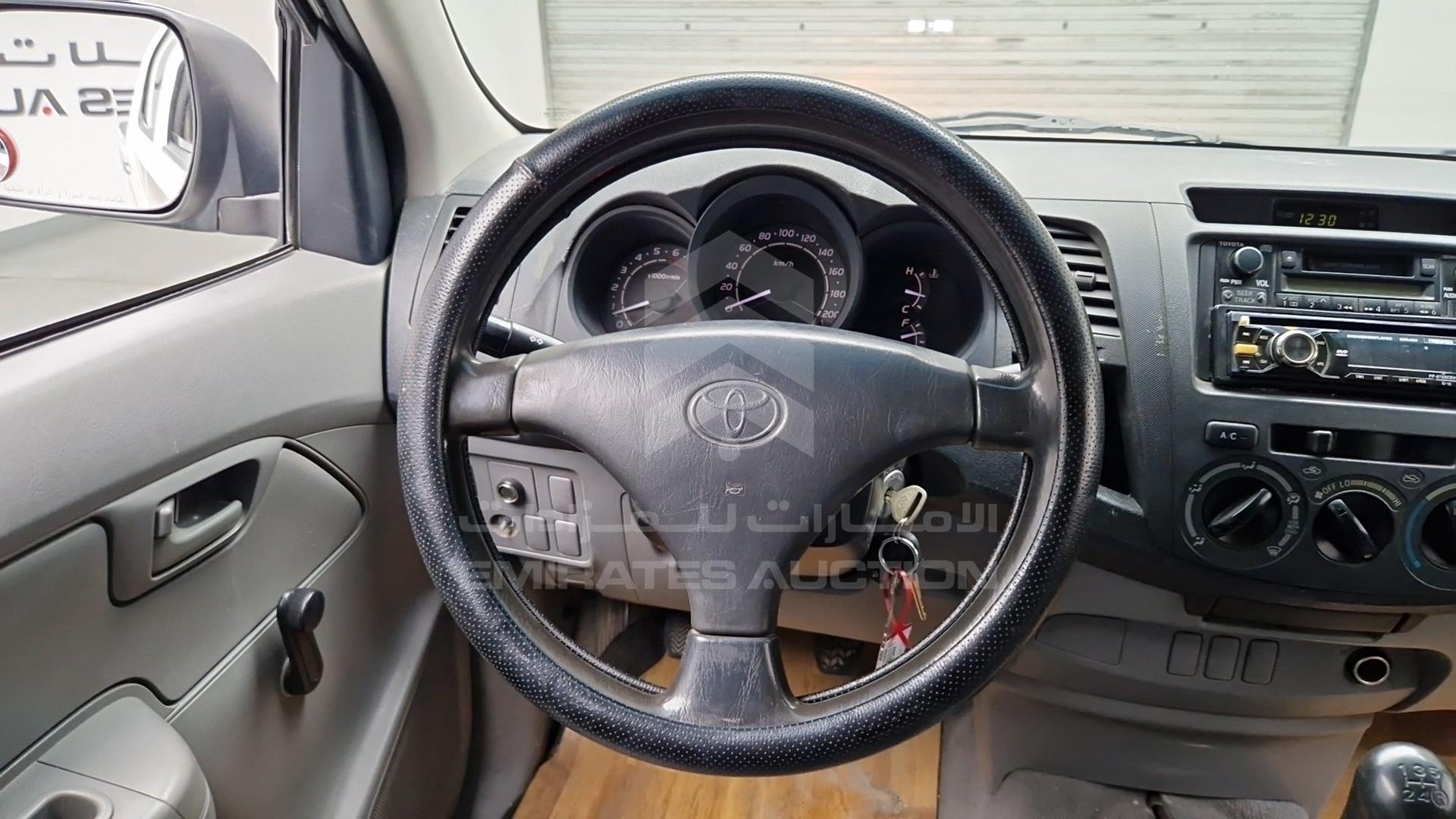 2008 TOYOTA HILUX VIN: MR0EX12G782305420