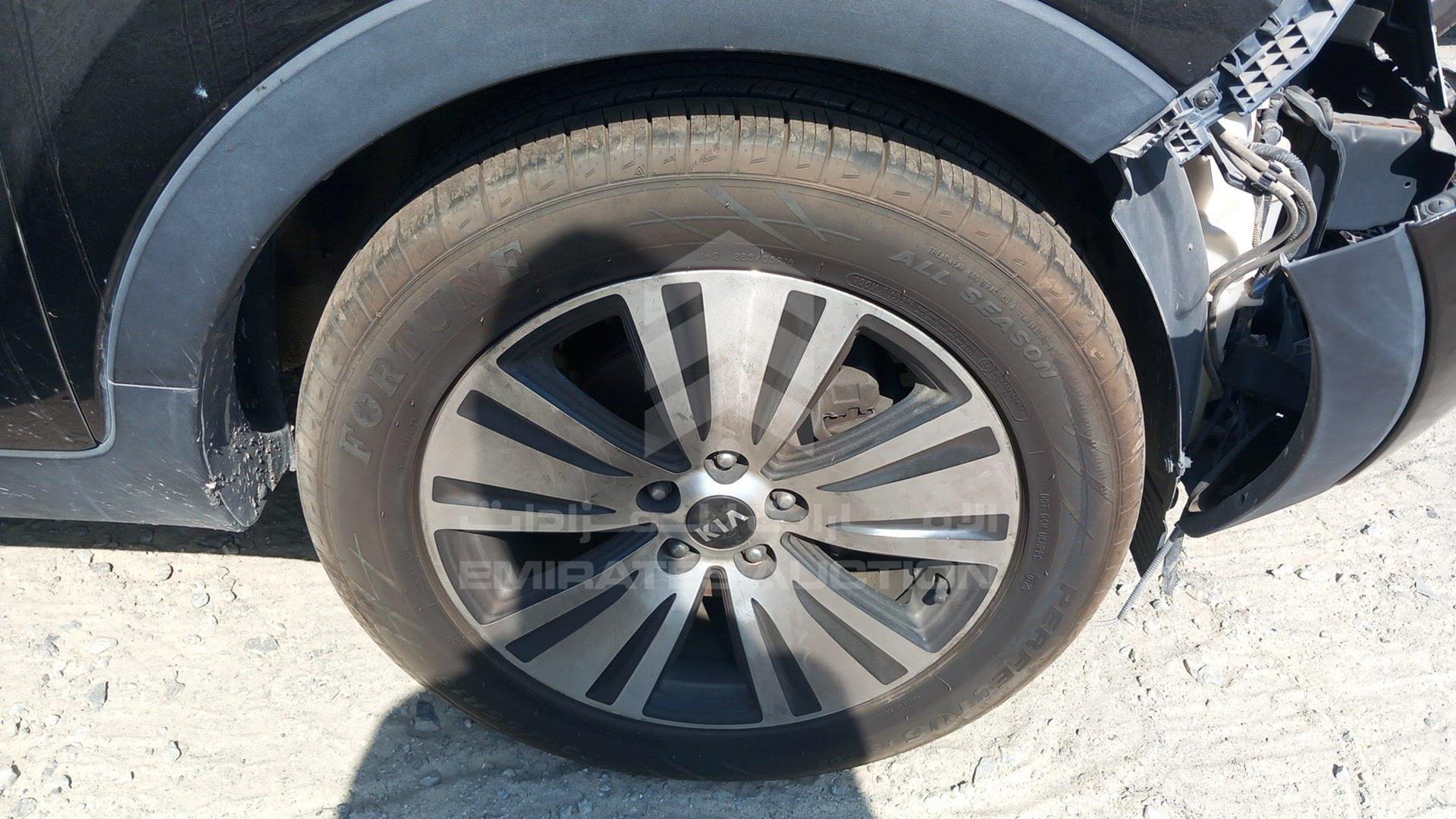 2015 KIA SPORTAGE VIN: KNAPC8120F7609655