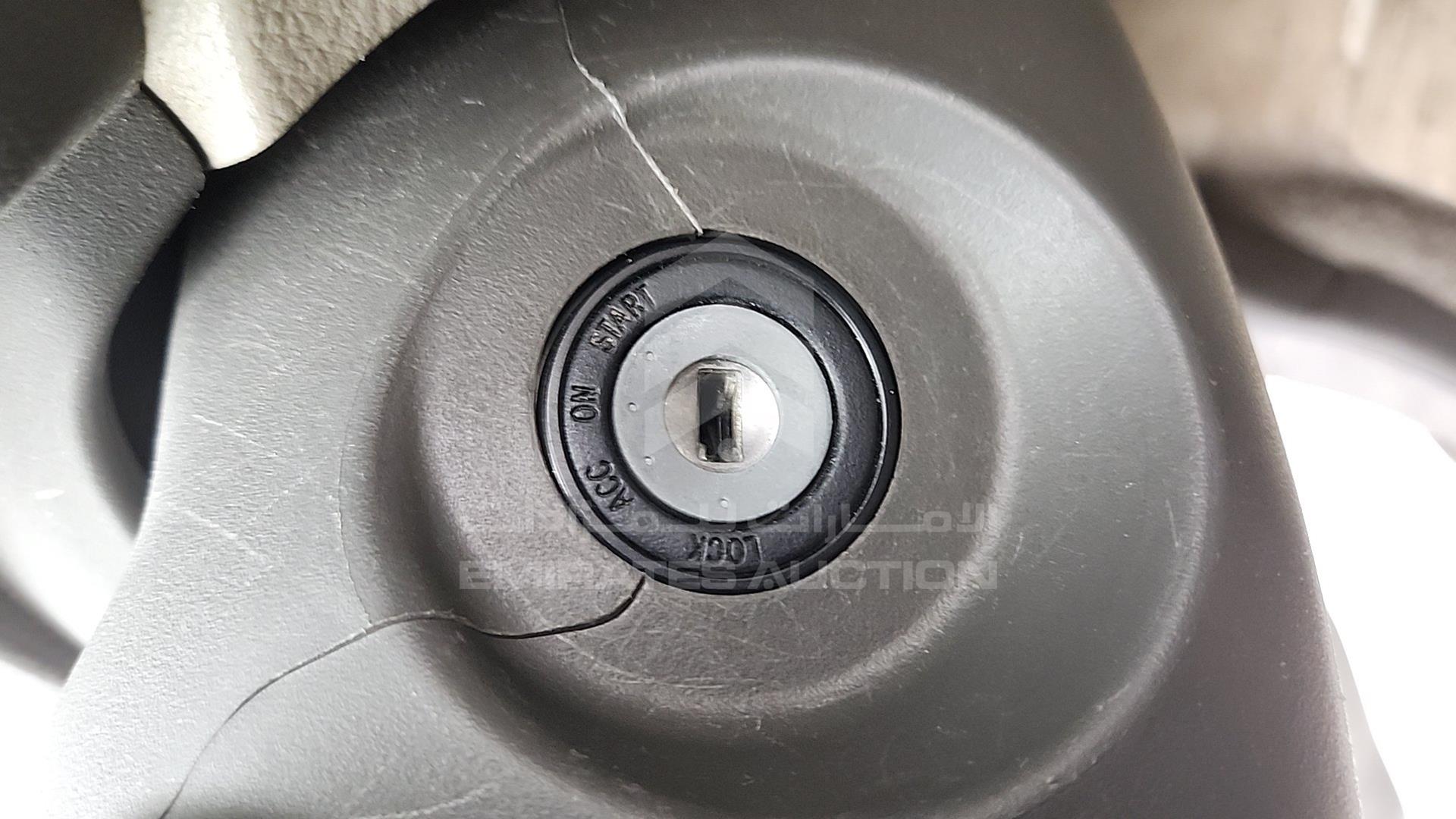 2009 TOYOTA YARIS VIN: JTDBW923X91168304