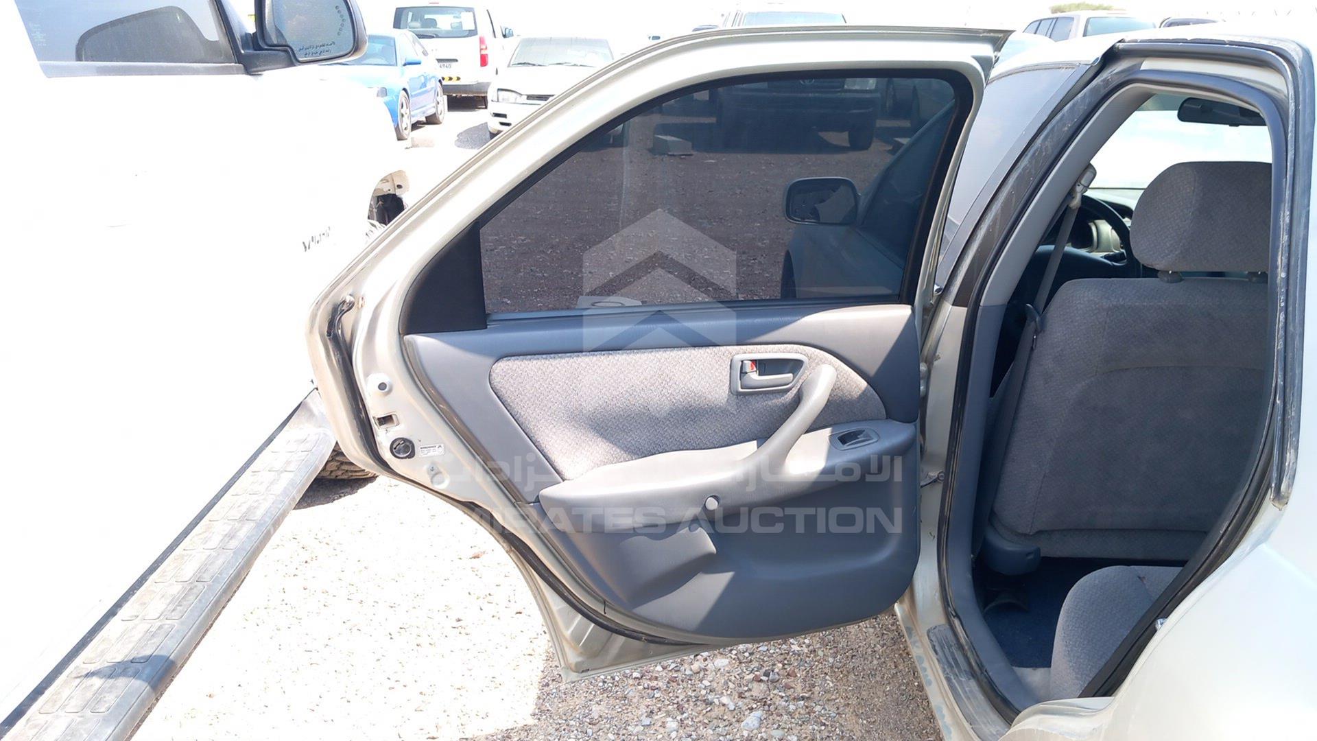 2000 TOYOTA CAMRY VIN: 4T1BF22K4YU110101