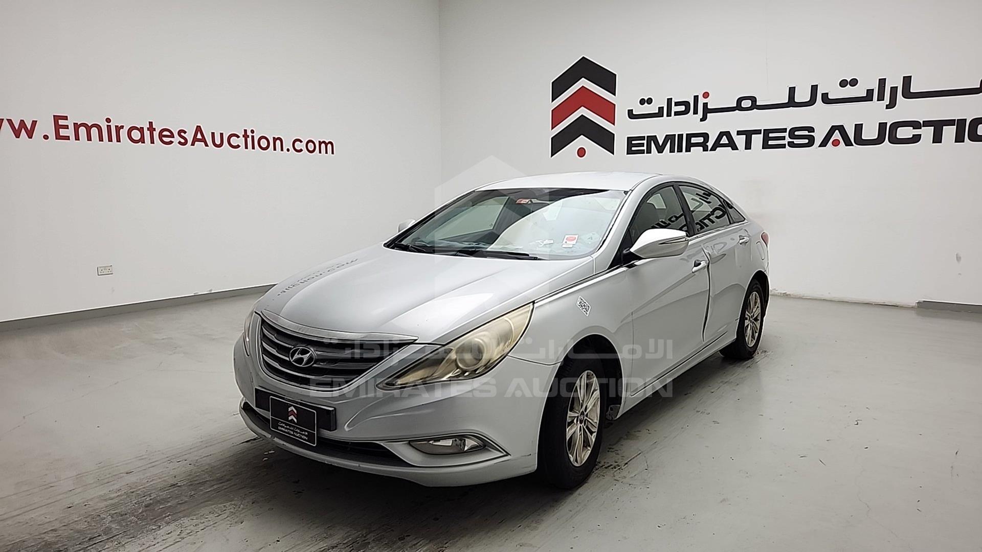 2012 HYUNDAI SONATA VIN: KMHEC41LBCA417898
