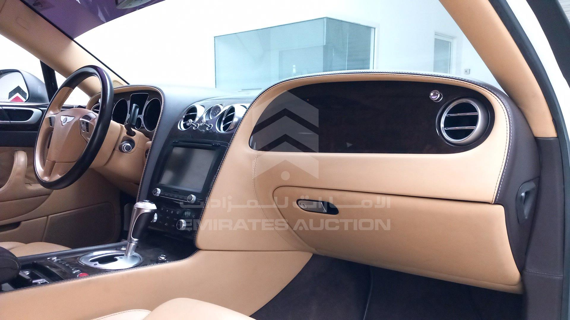 2012 BENTLEY FLYING SPUR VIN: SCBBF53W6CC075635