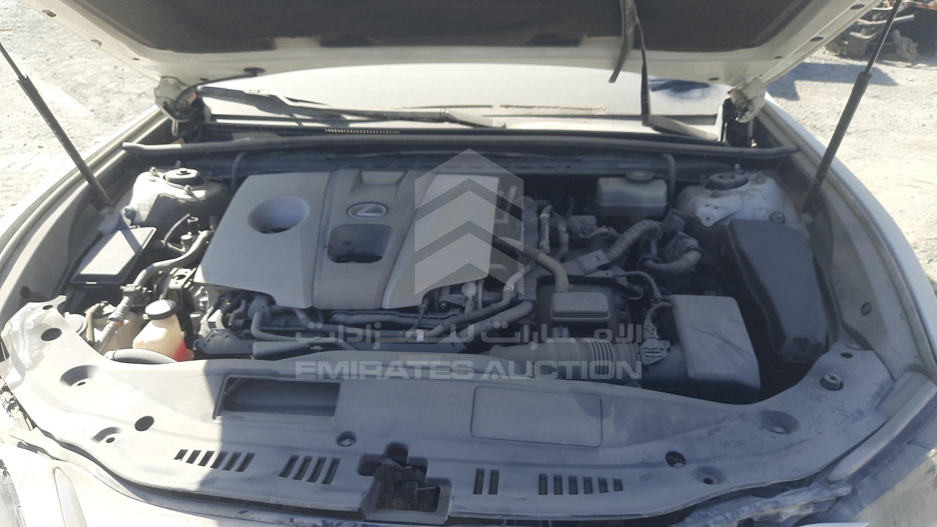 2019 LEXUS ES 300H VIN: JTHB21B16K2009631