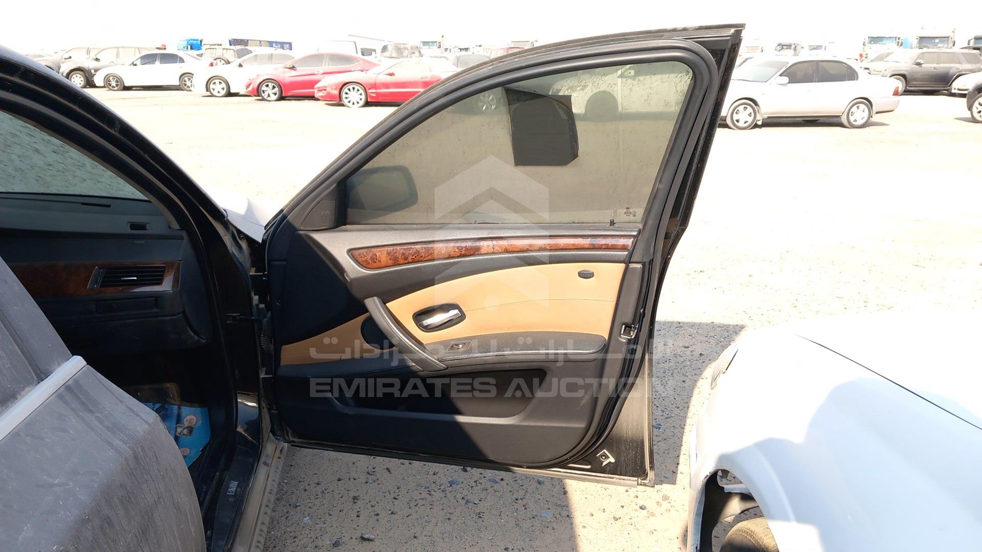 2009 BMW 530 VIN: WBANU91069CT28240