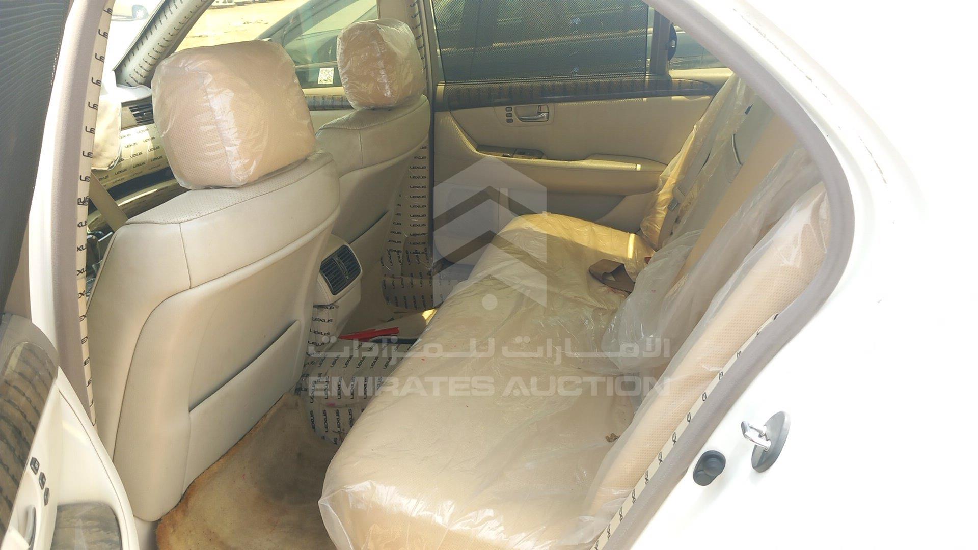 2002 LEXUS LS 430 VIN: JTHBN30F220084842