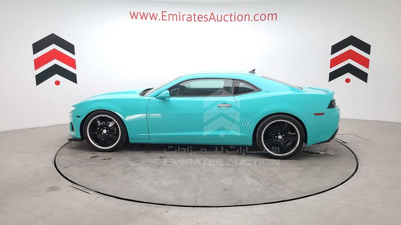 2G1FB1EV4A9210812 Auction: EmiratesAuction Lot: 405395 2G1FB1EV4A9210812 Chevrolet Camaro 2010 BLUE Photo 59