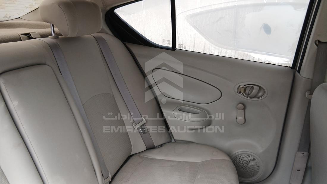 نيسان صني 2022 — زاوية الراكب الخلفي اليسرى — صورة 19