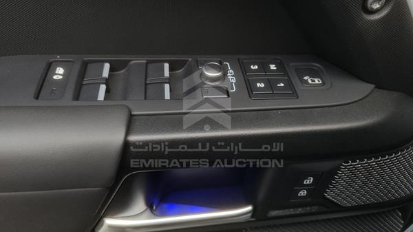 Land Rover Defender 2023 SALEA7BE5P2118153 Image 37