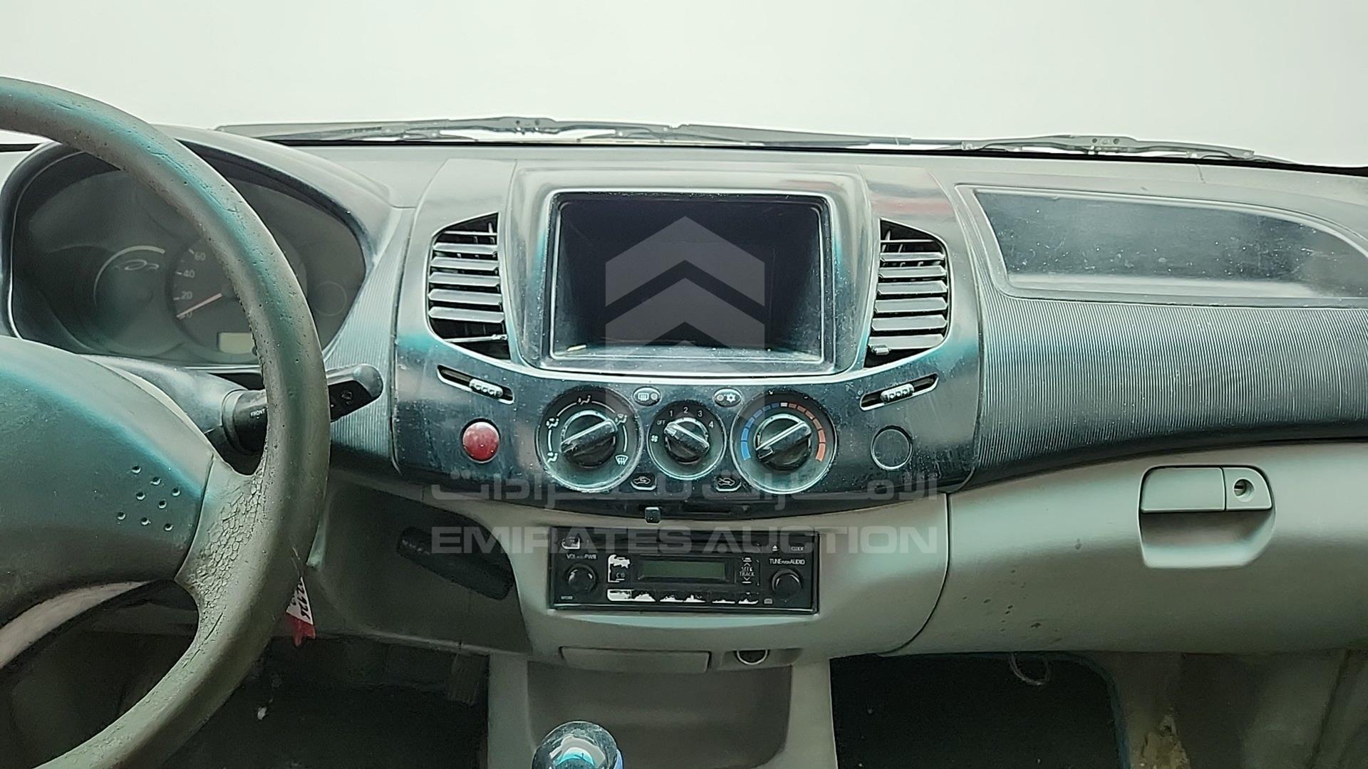 2012 MITSUBISHI L 200 VIN: MMBJNKA50CD022926