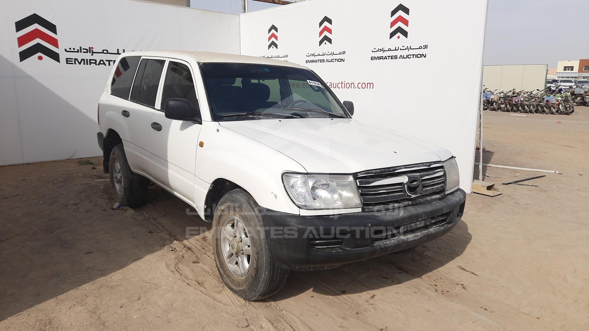 2001 TOYOTA LAND CRUISER VIN: JTGHJ01J313000908