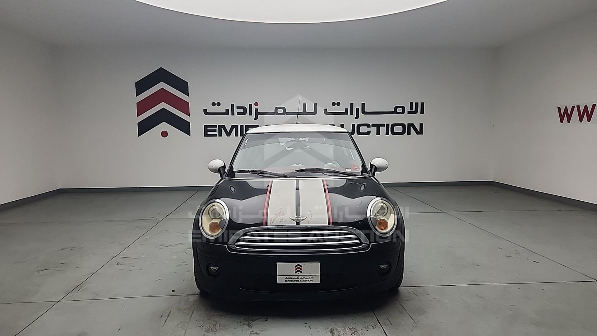 2010 MINI COOPER VIN: WMWMF3C55ATZ25394