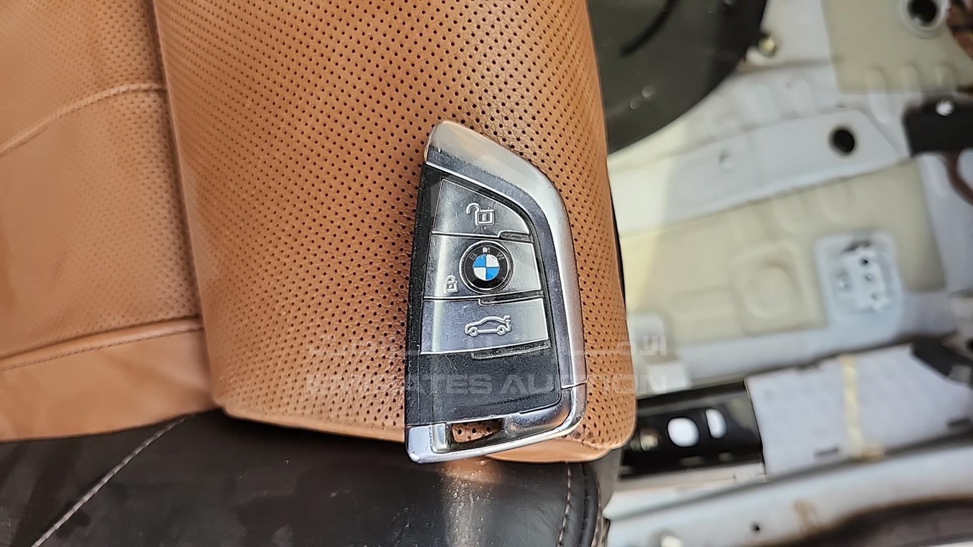 2015 BMW X6 VIN: WBAKU6102F0G58264