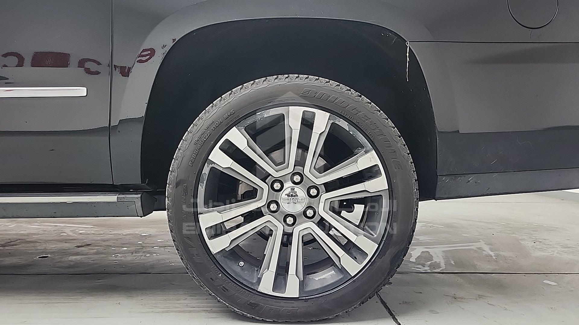 2017 GMC YUKON DENALI VIN: 1GKS28KJ9HR509684