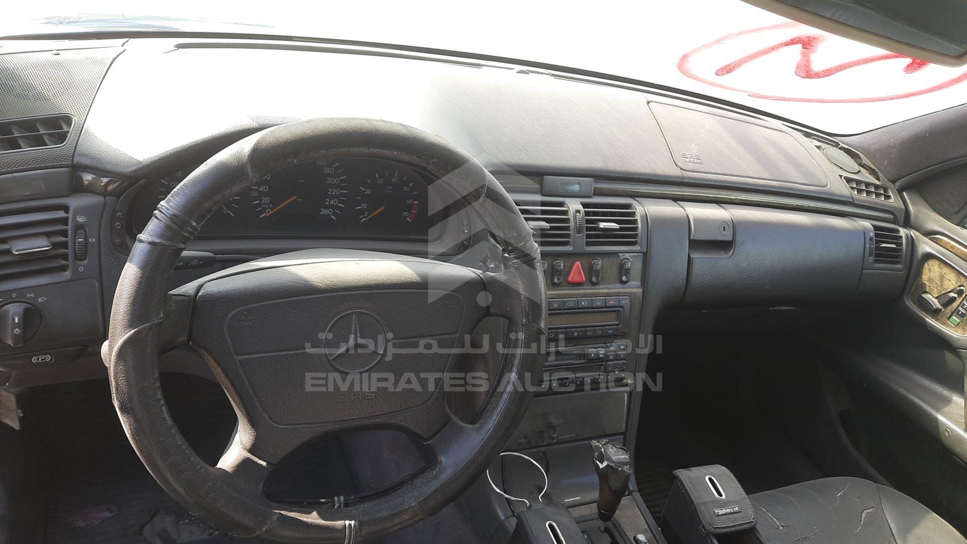 0 MERCEDES E 320 VIN: WDB2102651A540046