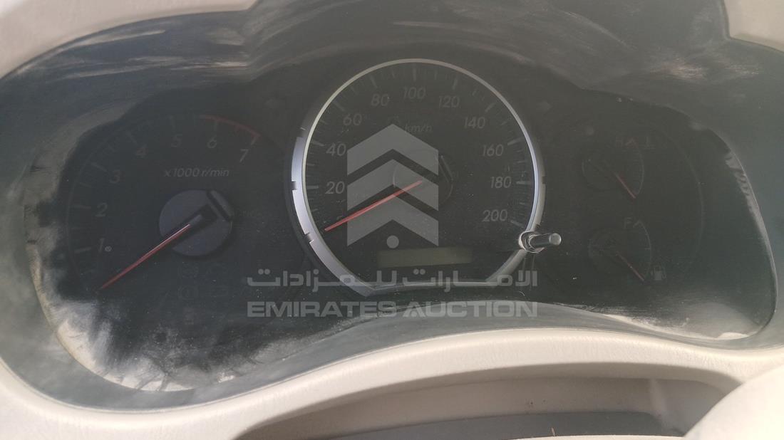 2014 Toyota Innova — Speedometer & RPM Gauges — Photo 14