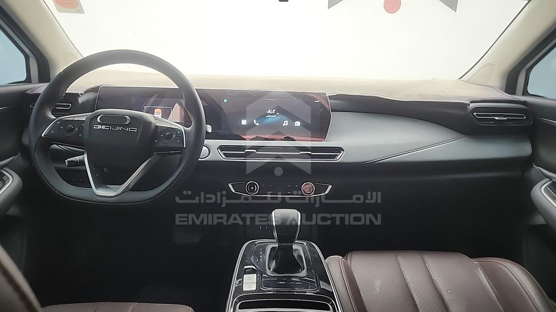 Manotti U5 2025 — زاوية الواجهة الكاملة — صورة 16