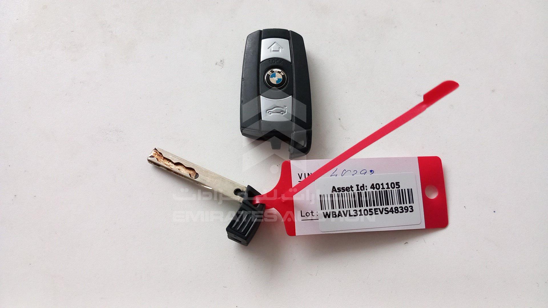 2014 BMW X1 VIN: WBAVL3105EVS48393