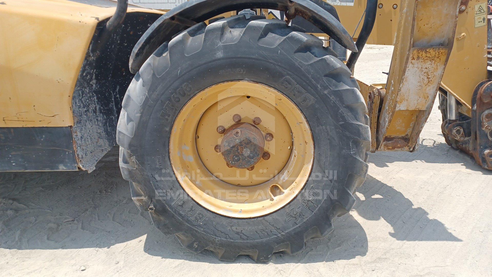 2007 CATERPILLAR TH360B VIN: YC5000000TBH00391
