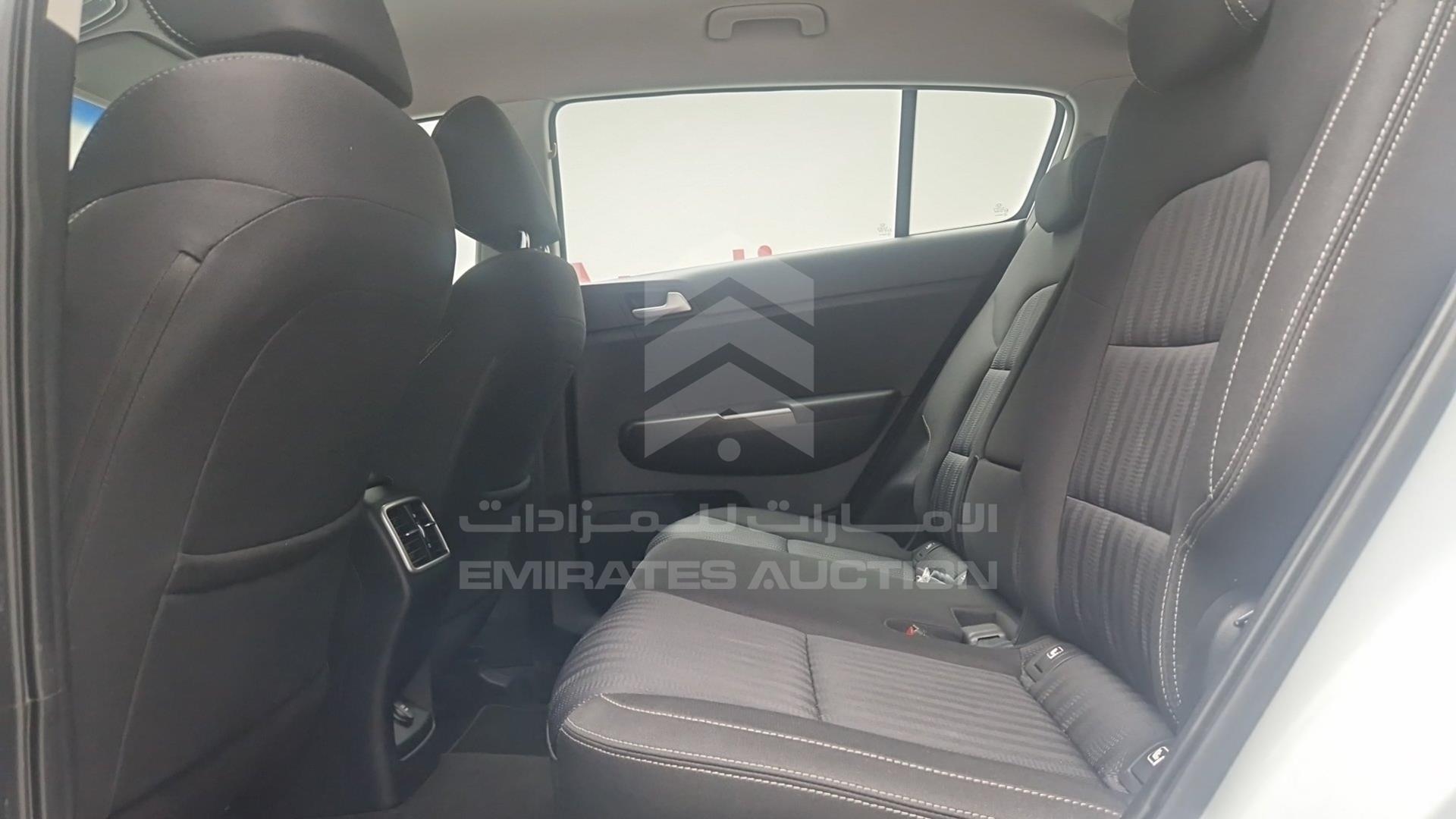 2020 KIA SPORTAGE VIN: U5YPG81C9LL832279