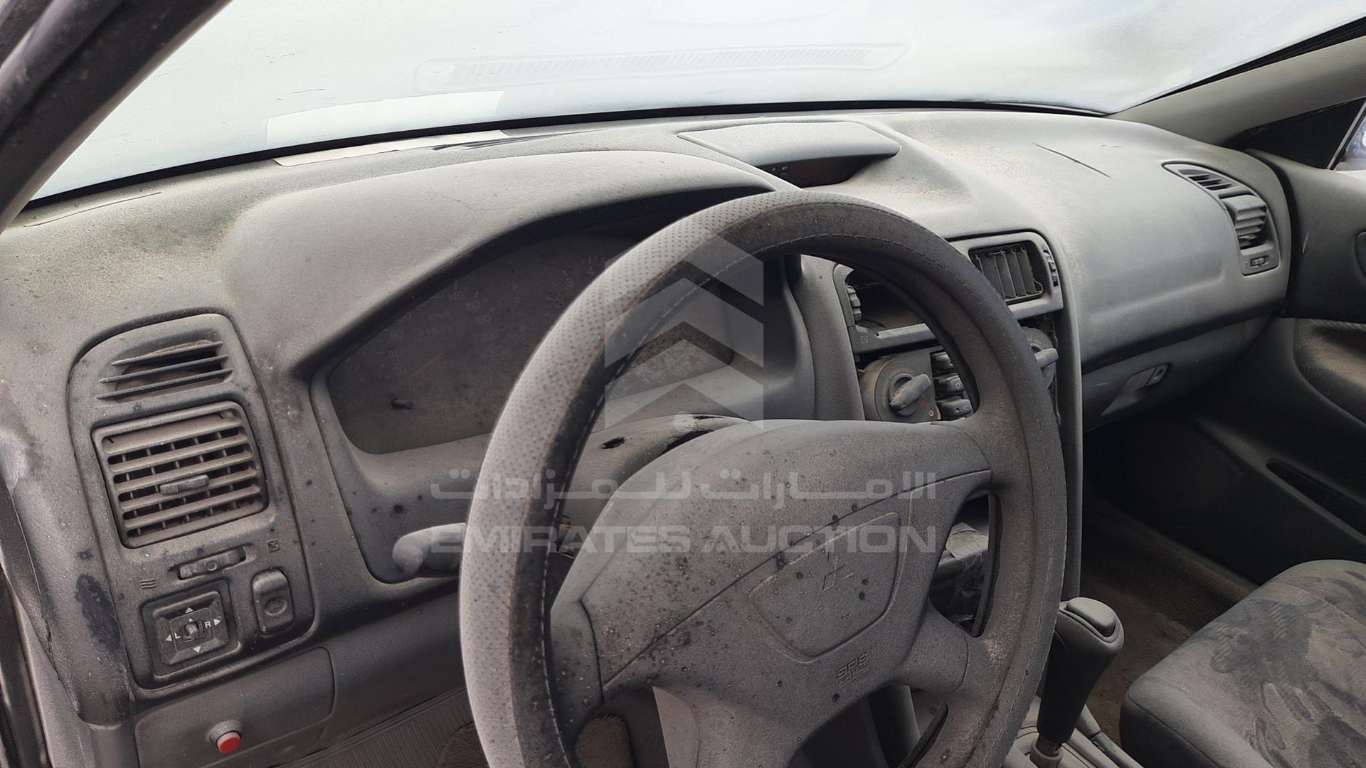 2005 MITSUBISHI GALANT VIN: JMYSREA2A5Z702595