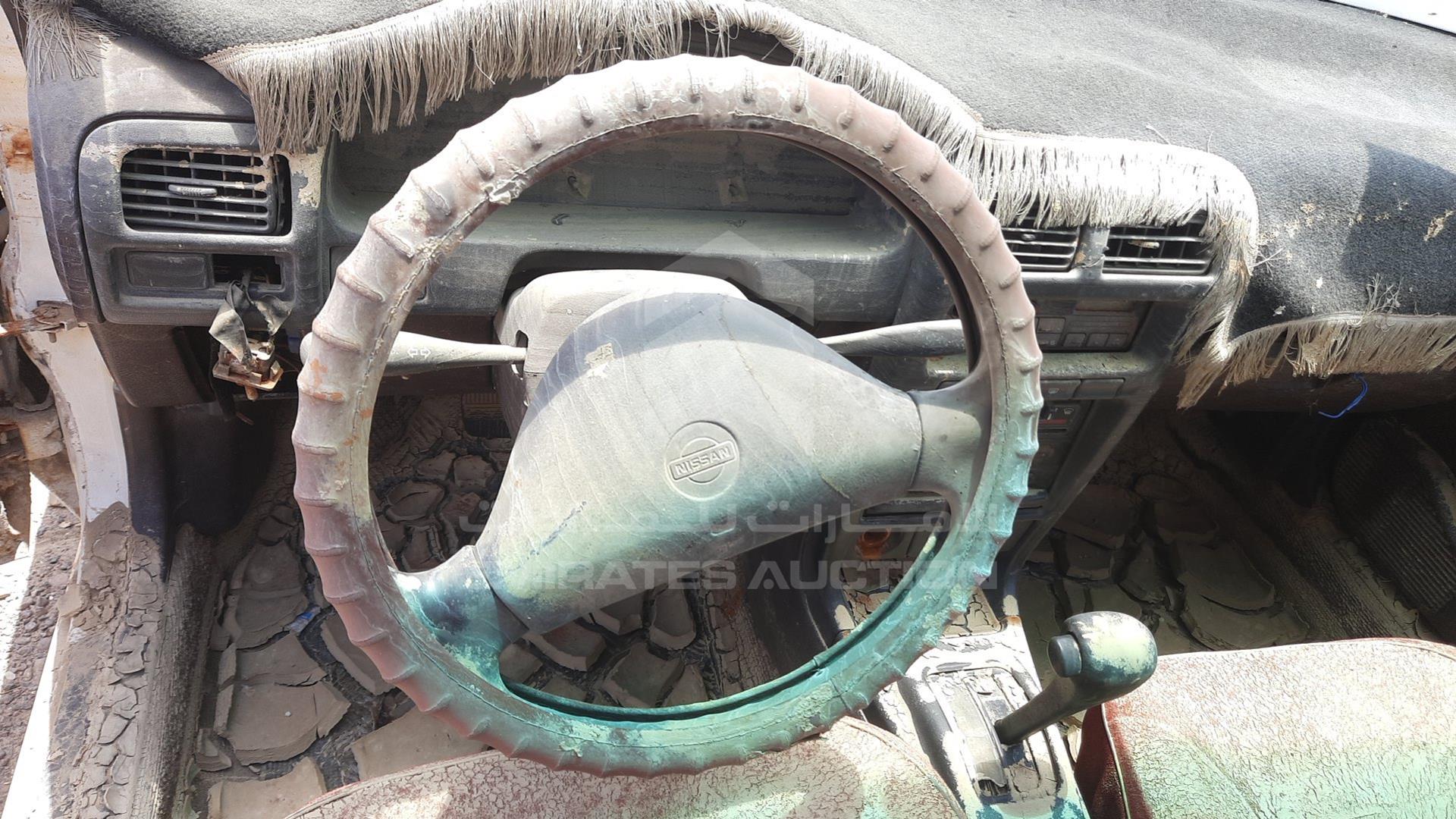 0 NISSAN --- VIN: BEAB13011975
