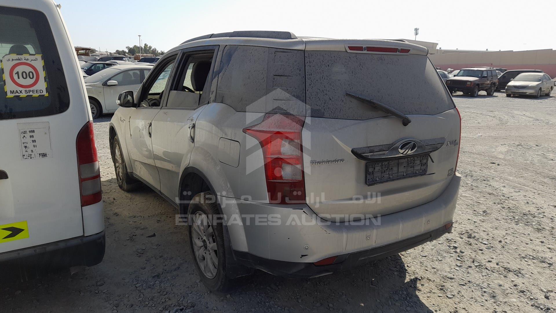 2018 MAHINDRA XUV500 VIN: MA1YW2LDVJ6050689
