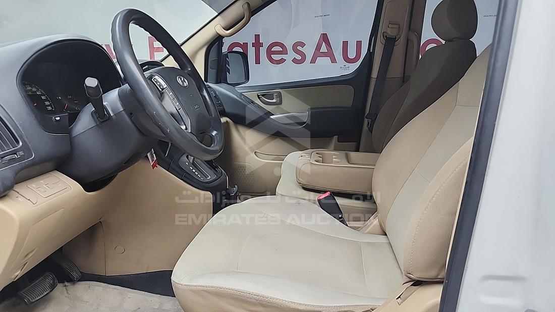 2013 Hyundai H1 — Front Left Driver Seat View — Photo 12