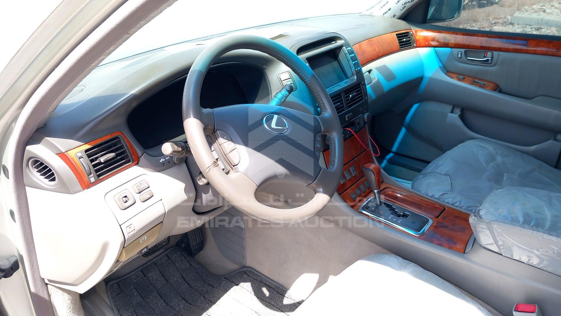2002 LEXUS LS 430 VIN: JTHBN30F700079214