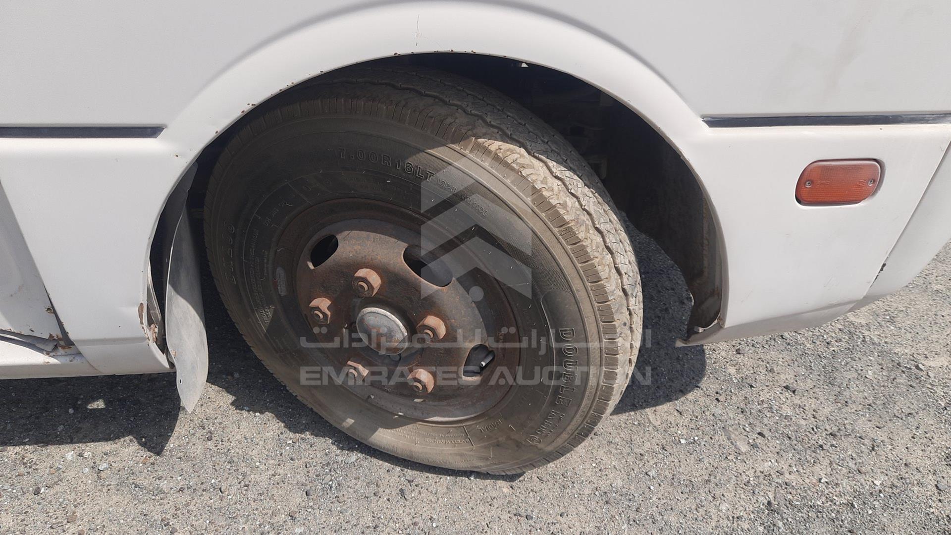 2003 MITSUBISHI ROSA VIN: JJ5B3J6P53PD00129