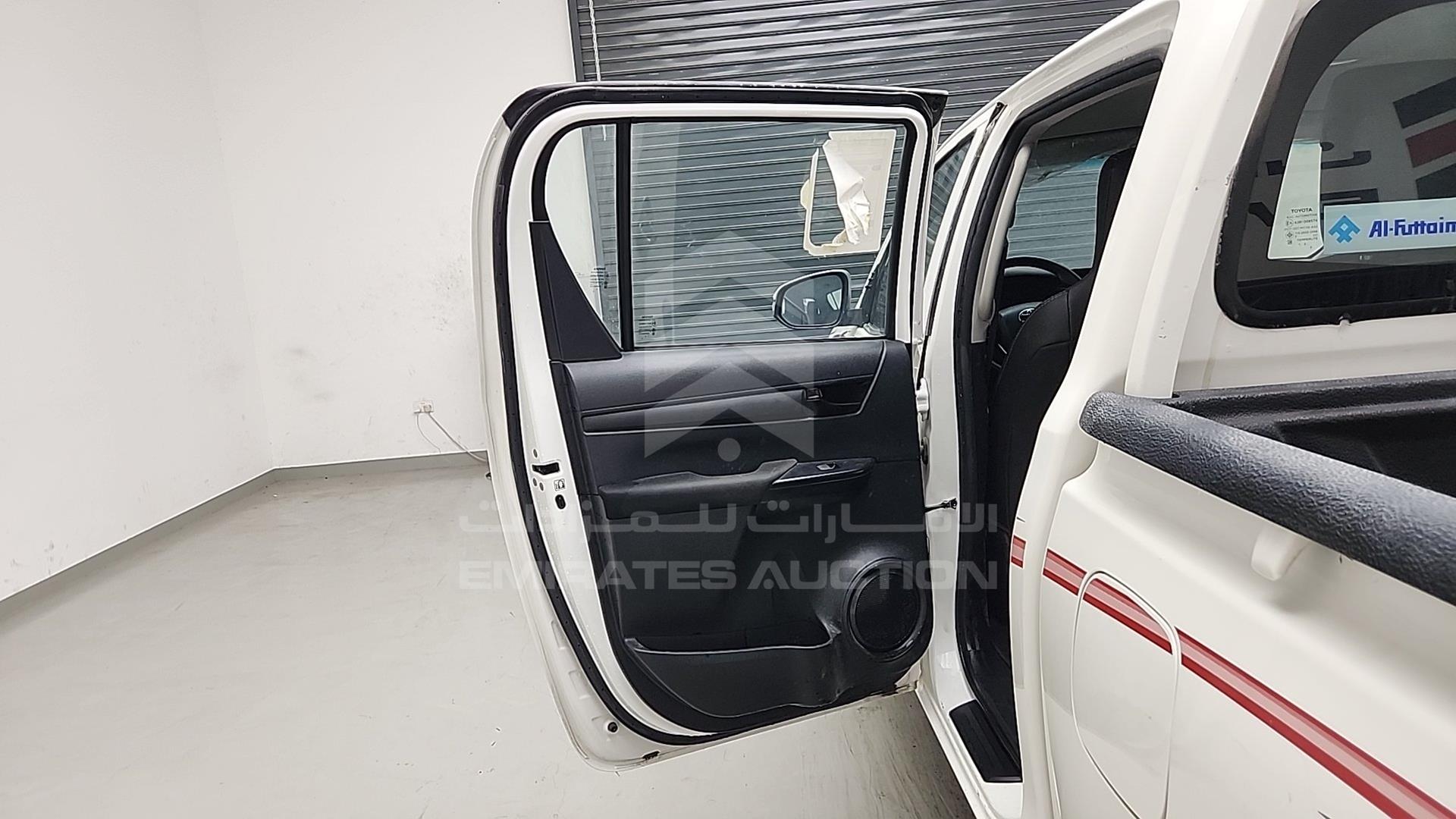 2023 TOYOTA HILUX VIN: MR0DB9CD9P5161721