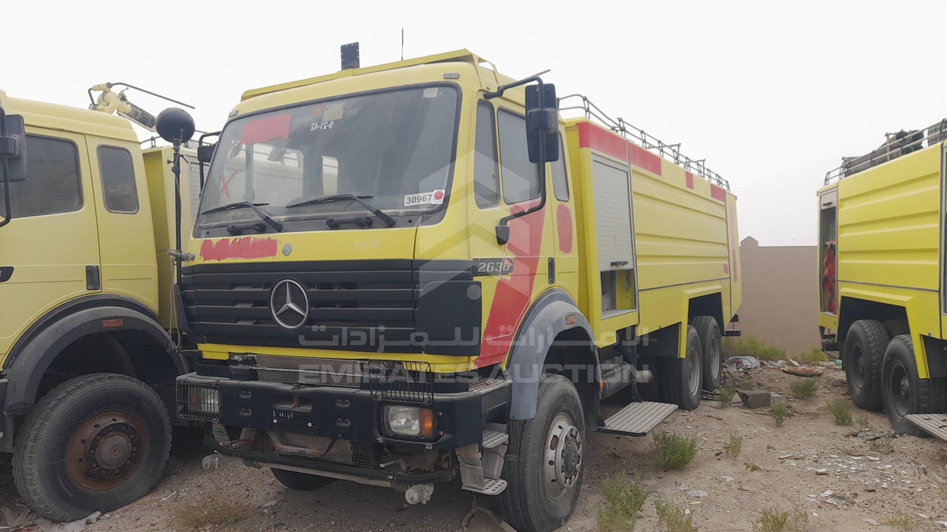 0 MERCEDES --- VIN: WDB6592421K300523