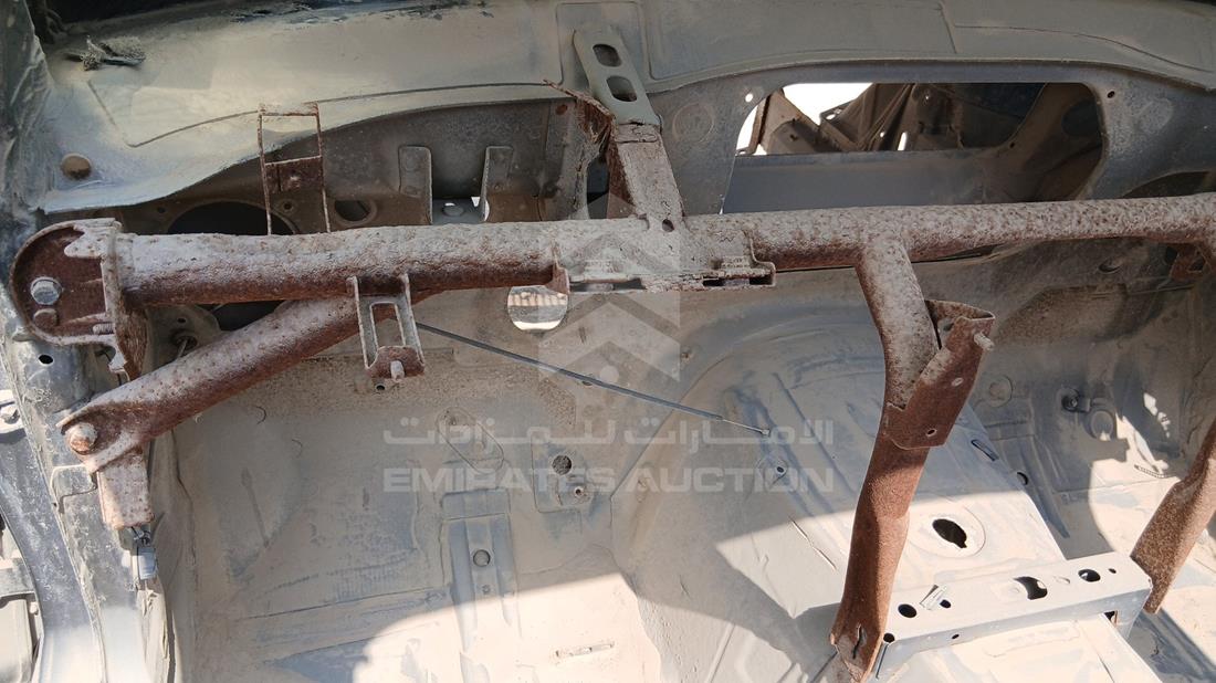 بي ام دبليو 325 2004 — التحكمات في عجلة القيادة — صورة 13
