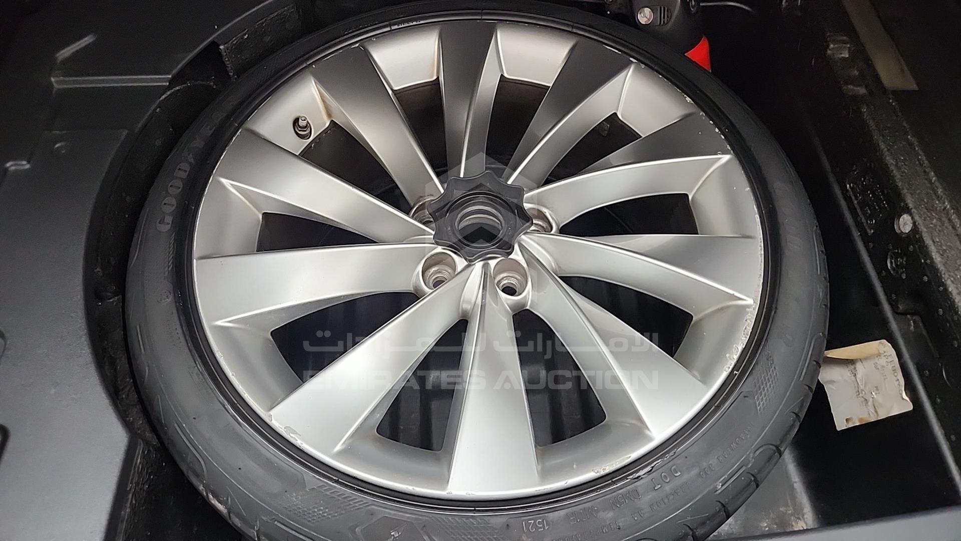 2015 VOLKSWAGEN PASSAT VIN: WVWAP2AN3FE801684