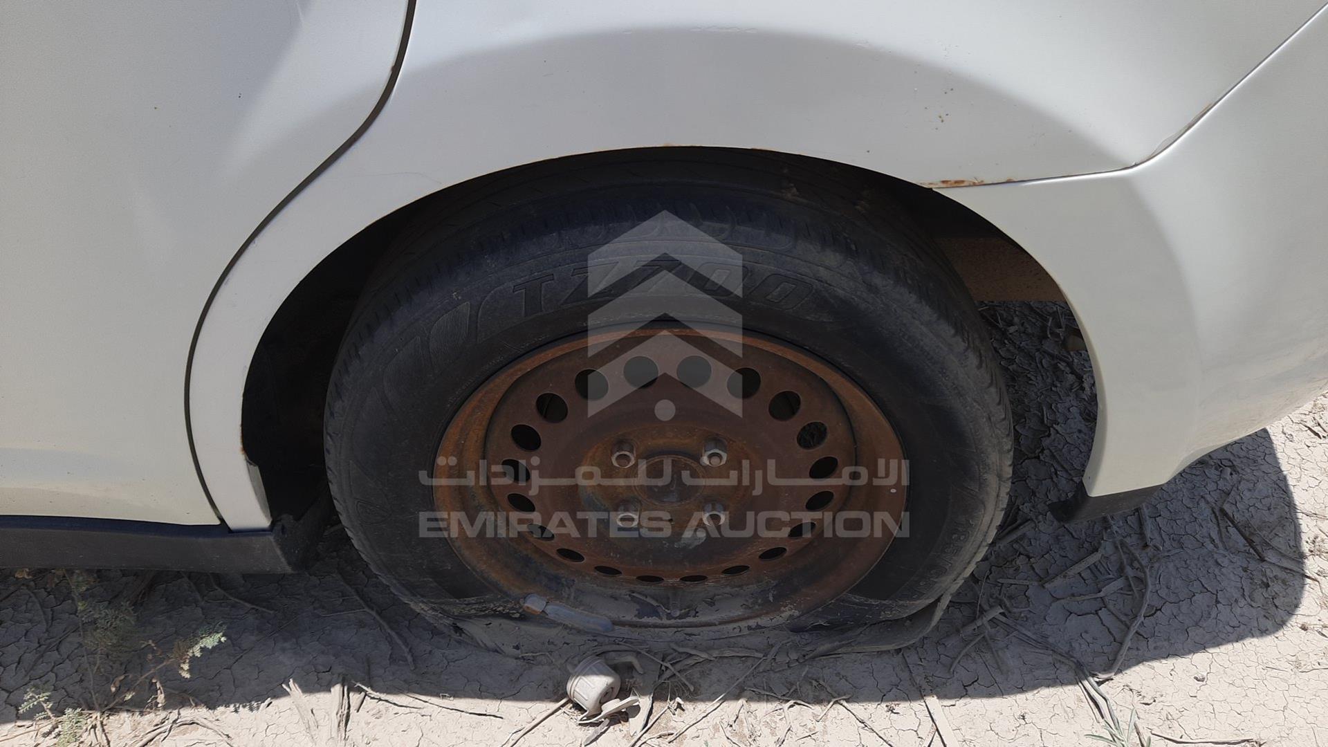 2007 NISSAN TIIDA VIN: JN1CC13C87T005197