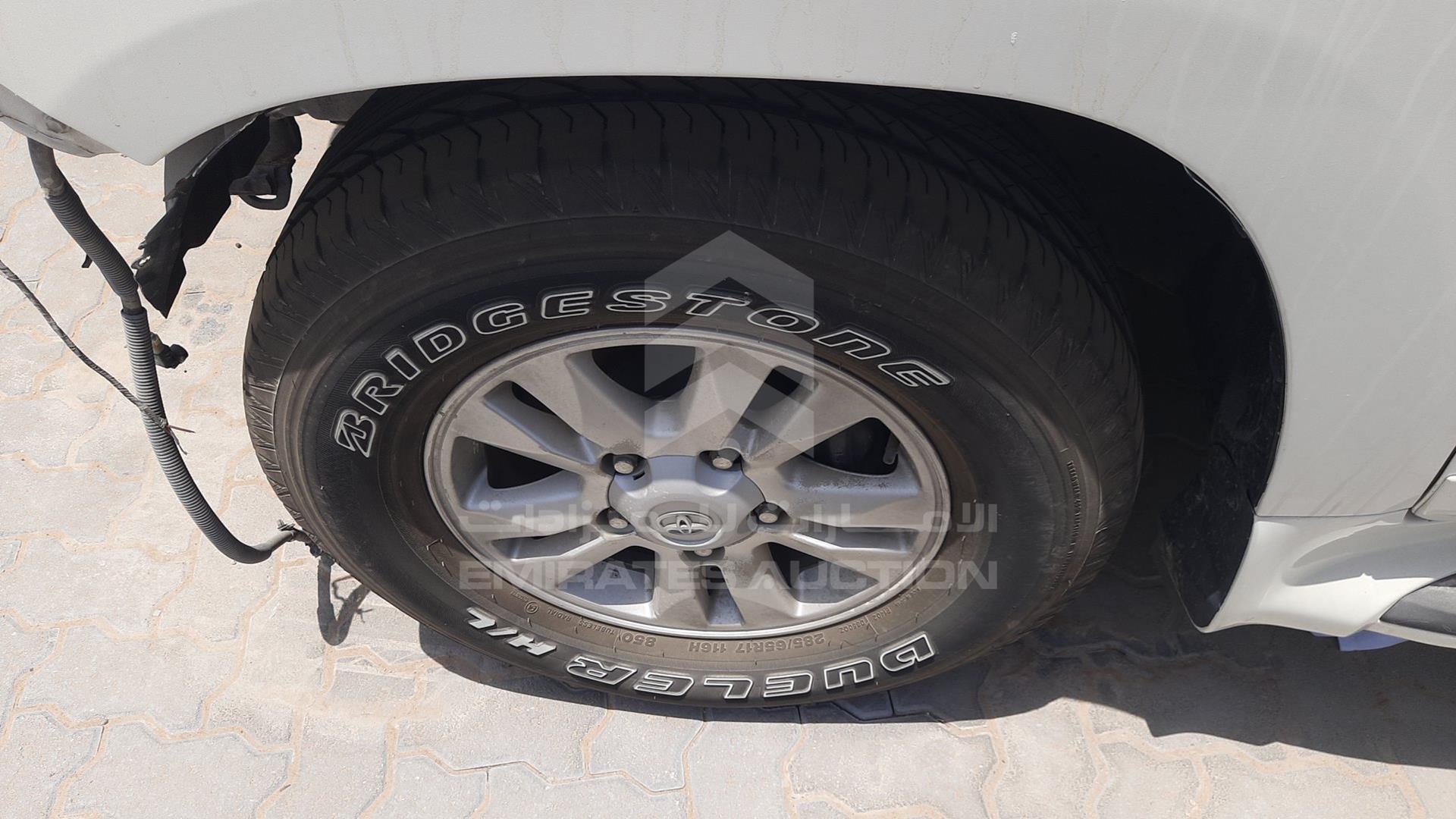 2010 TOYOTA LAND CRUISER VIN: JTMHU09J9A5037720