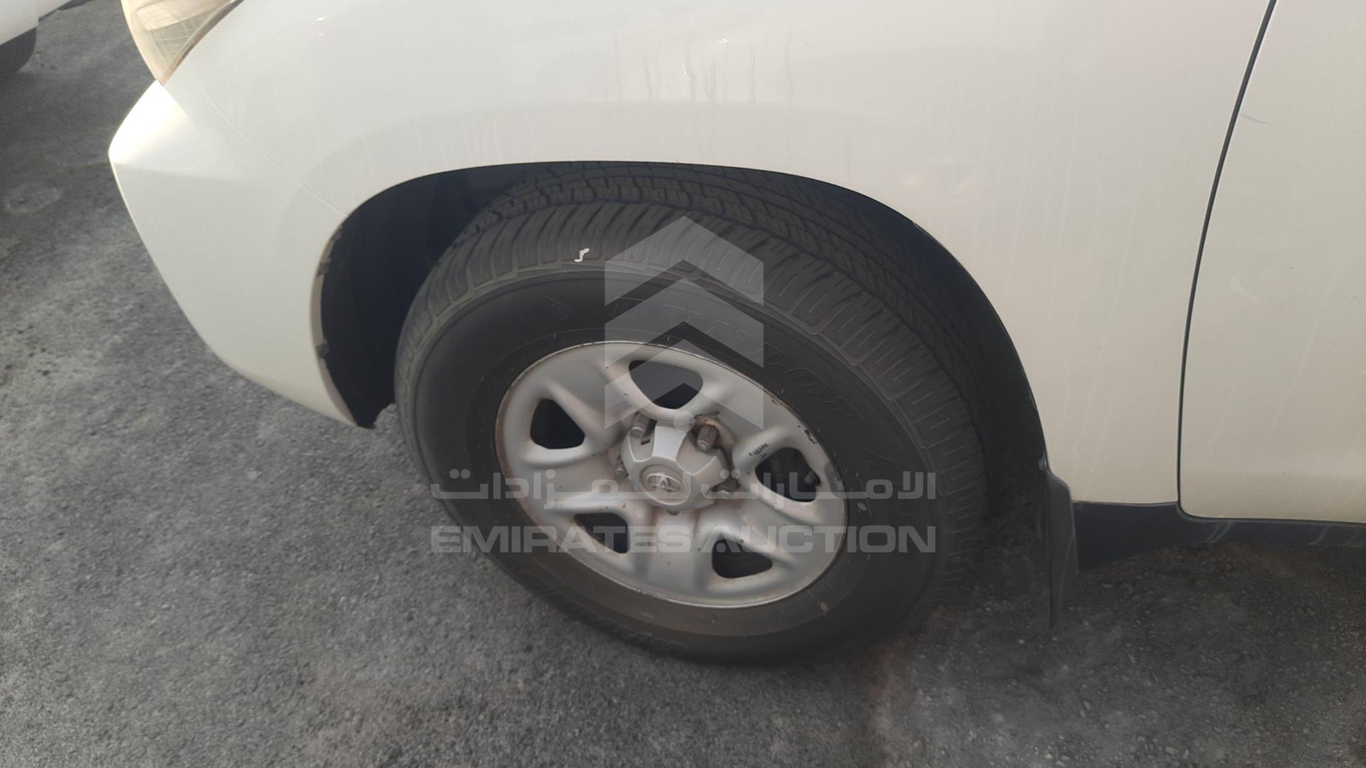 2013 TOYOTA LAND CRUISER VIN: JTMDU09J2D5066043