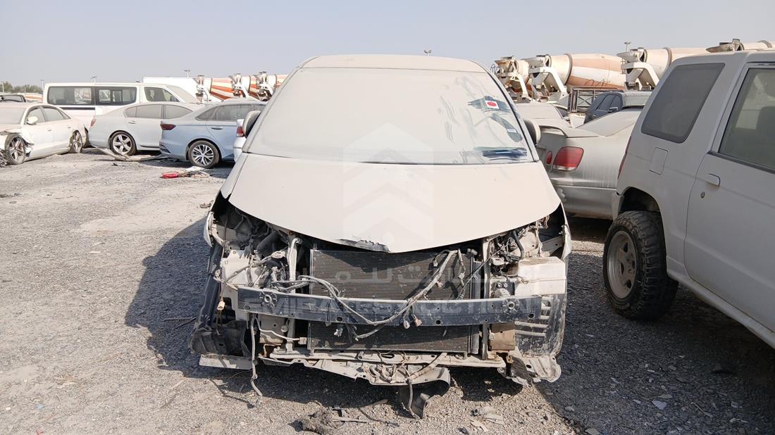 2008 Toyota Previa — Full Front View — Photo 1