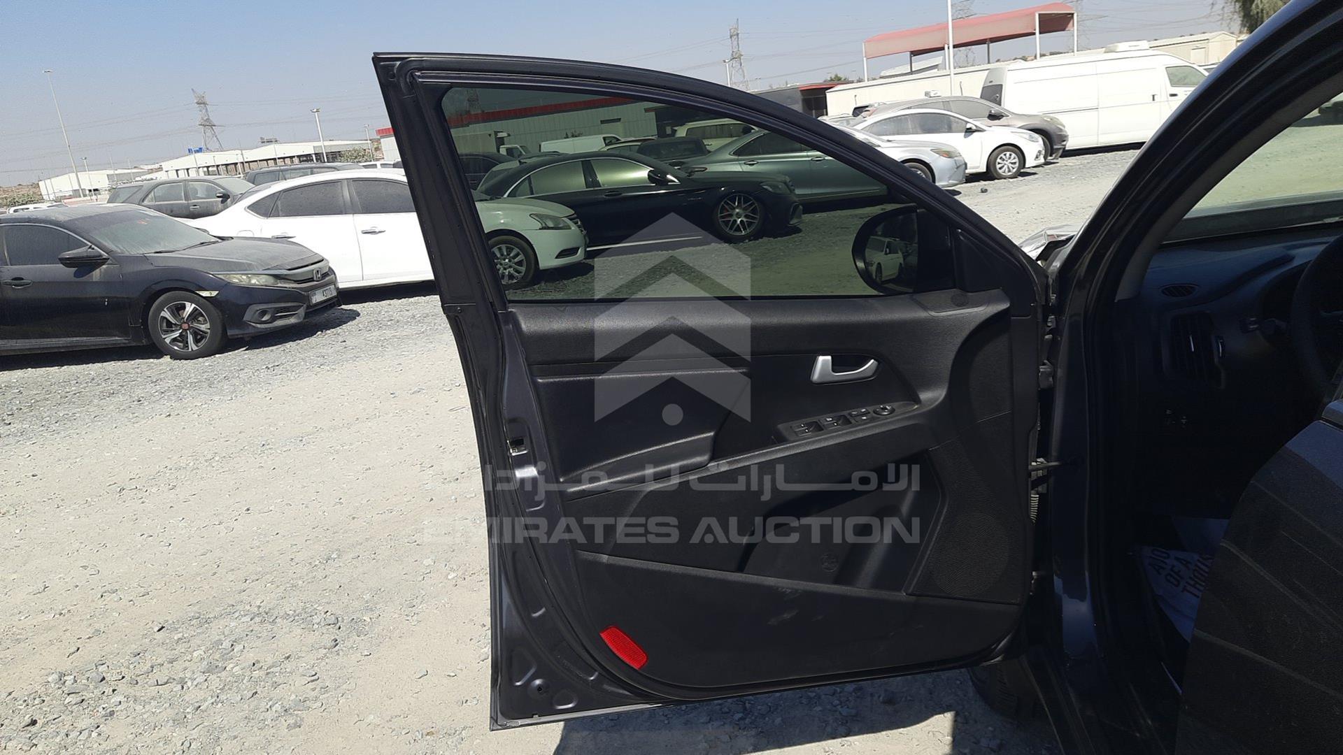 2014 KIA SPORTAGE VIN: U5YPB8116EL391775
