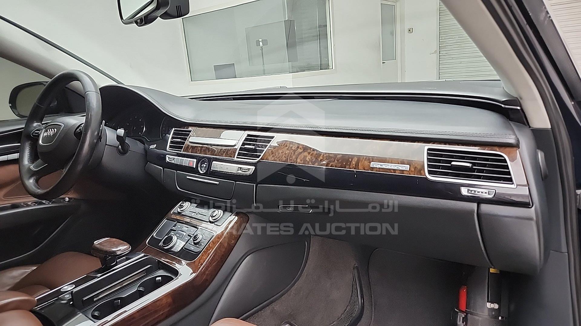 2012 AUDI A8 VIN: WAURVB4H8CN000577
