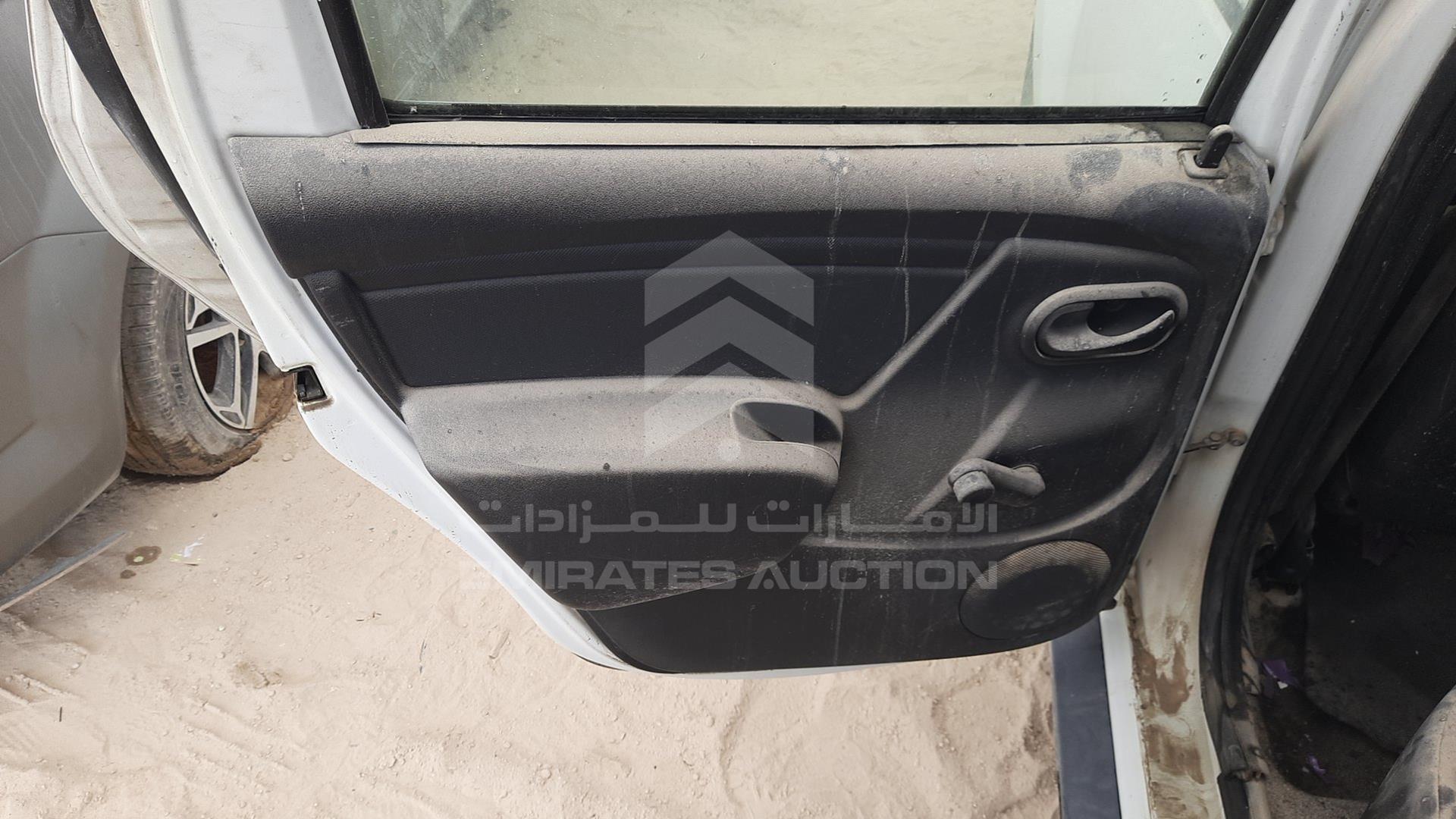 2015 RENAULT DUSTER VIN: VF1HSRCA8FA518610