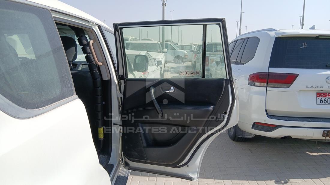 نيسان باترول 2019 — الباب الخلفي الأيمن — صورة 24