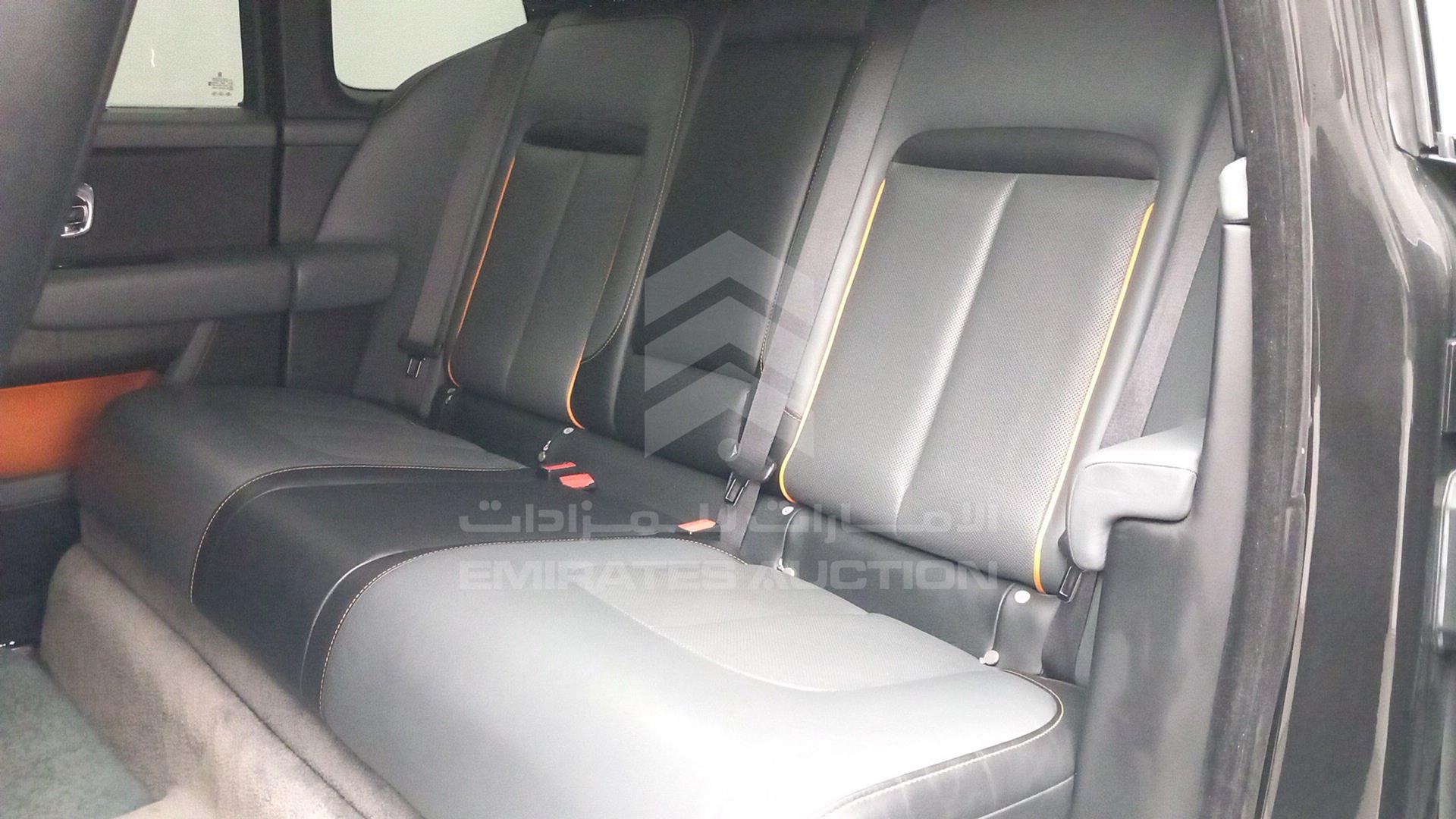 2019 ROLLS-ROYCE CULLINAN VIN: SCA689X06KU109627