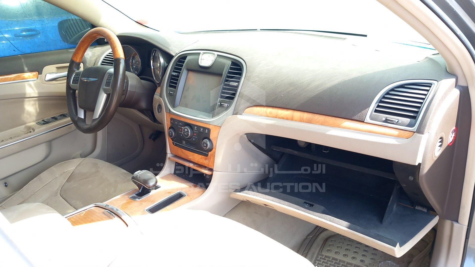 2012 CHRYSLER 300 C VIN: 2C3CCACG3CH179366