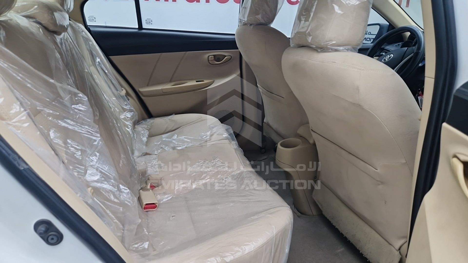 2014 TOYOTA YARIS VIN: MR2BT9F3XE1088989