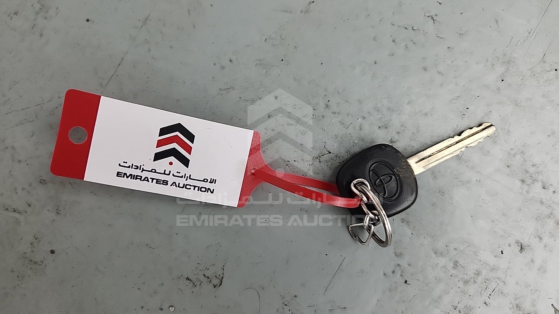2009 TOYOTA YARIS VIN: JTDBW923194025708