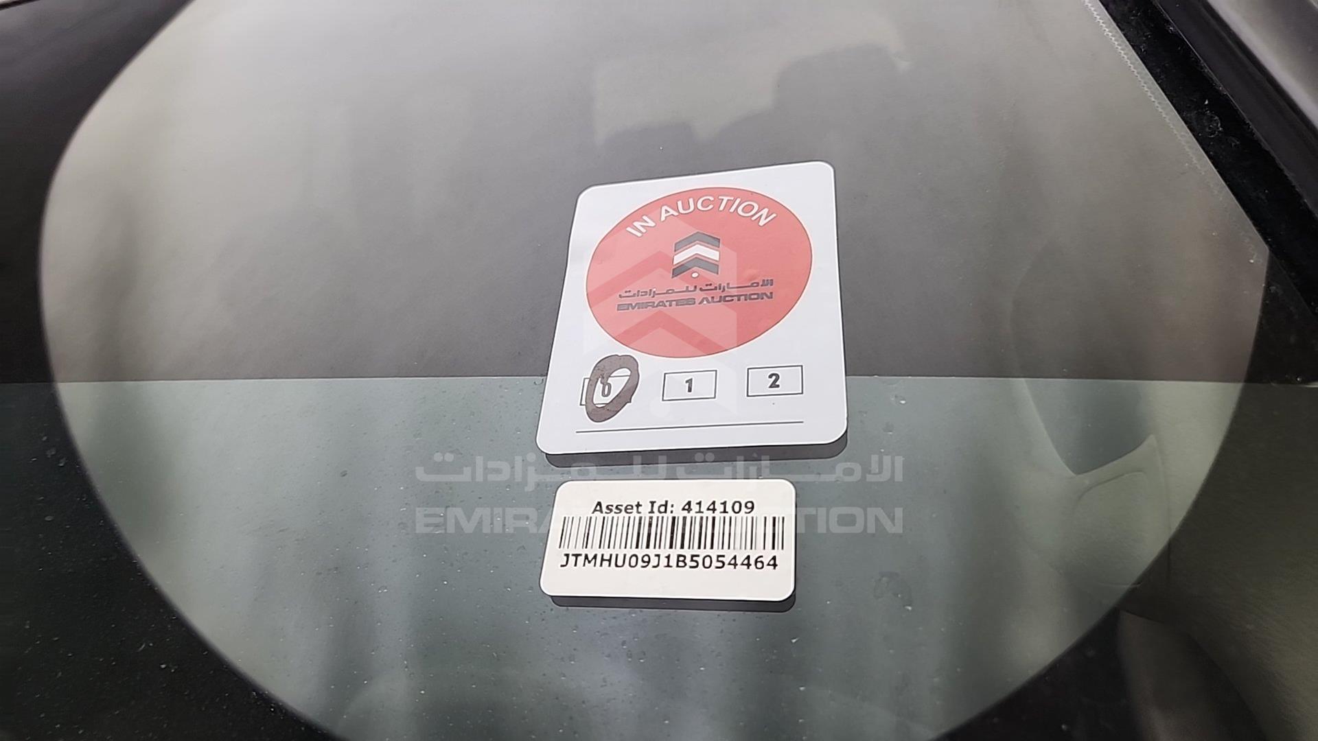 2011 TOYOTA LAND CRUISER VIN: JTMHU09J1B5054464