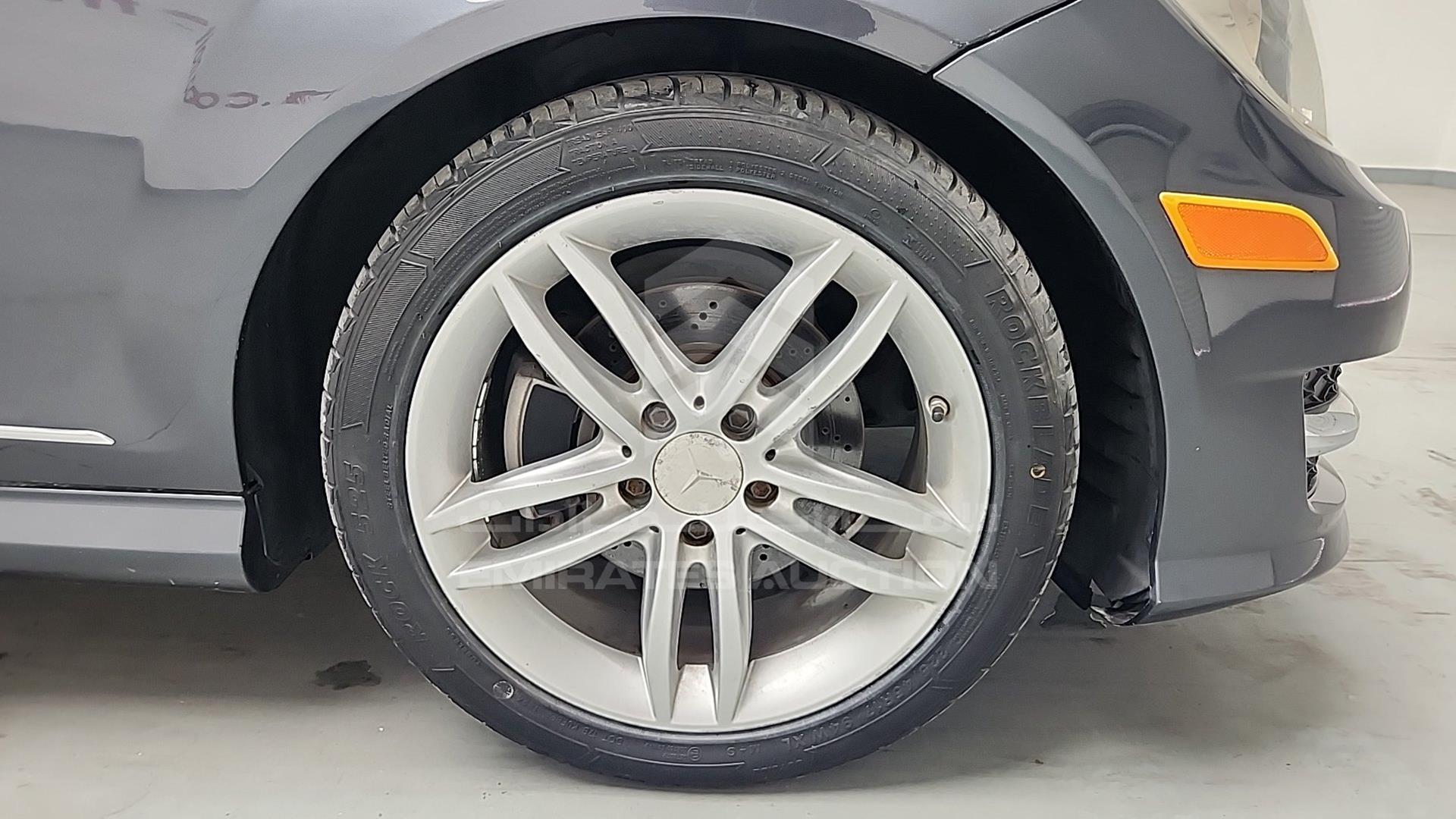 2014 MERCEDES C 250 VIN: WDDGF4HB7ER317471